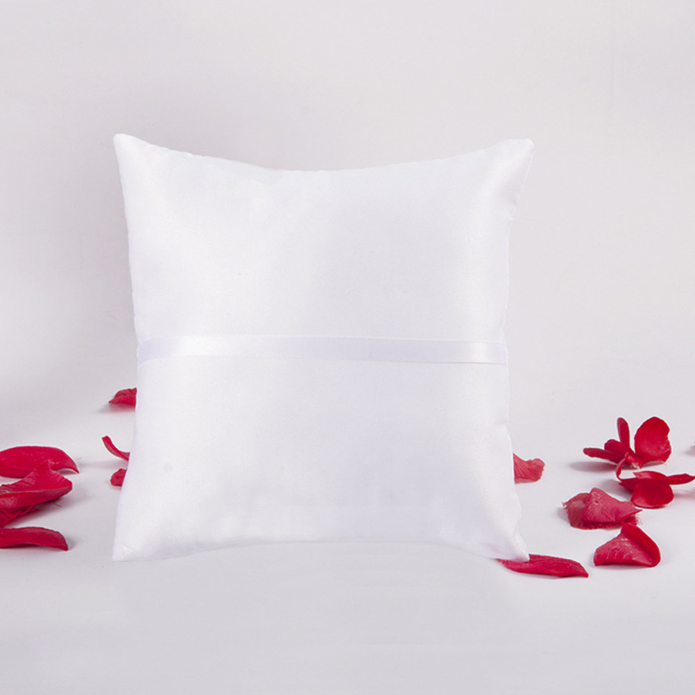 وسادة خاتم زفاف رومانسية بتصمي - مراجعة Ring Bearer Pillow وسعره